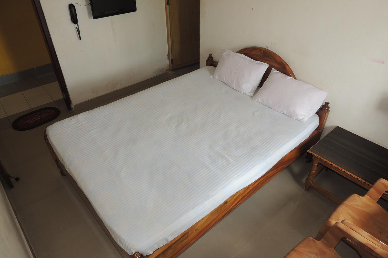 Surya Inn Konârak Extérieur photo